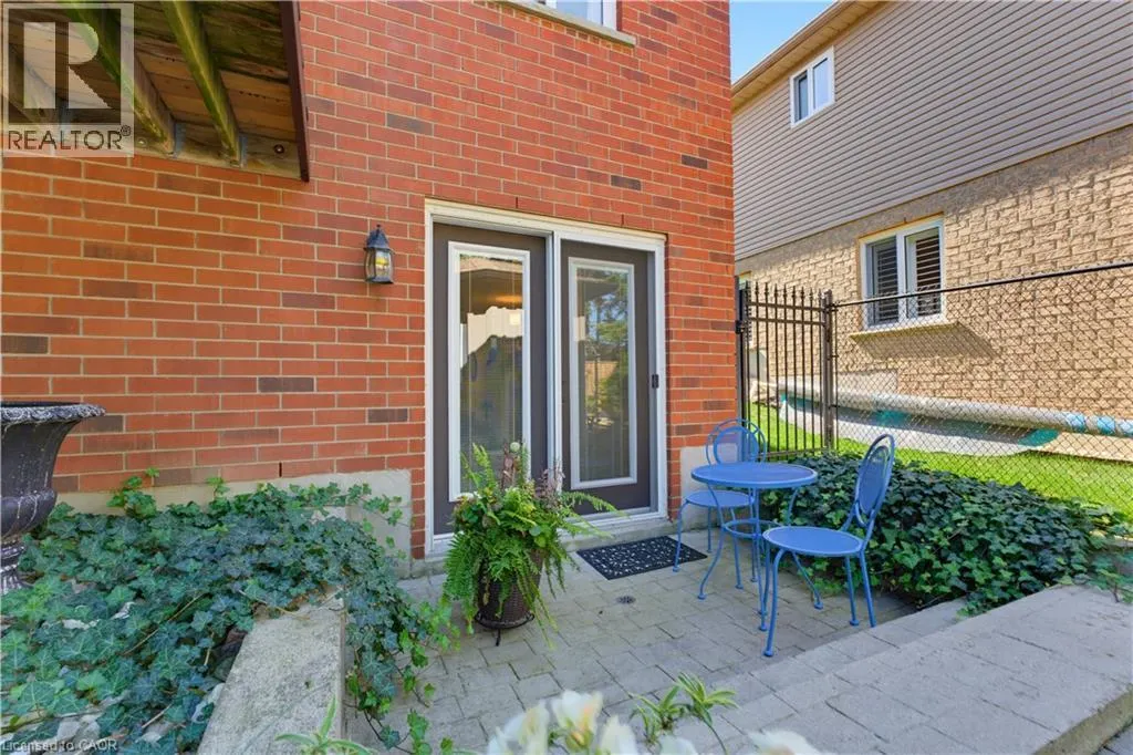 247 FERN Crescent