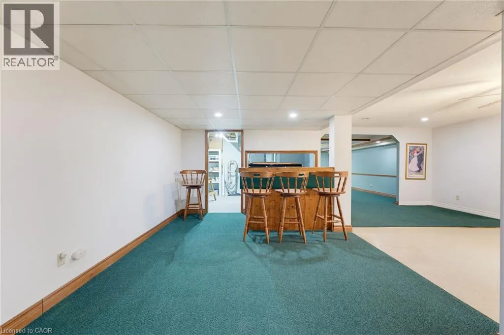 7877 CANBOROUGH Road