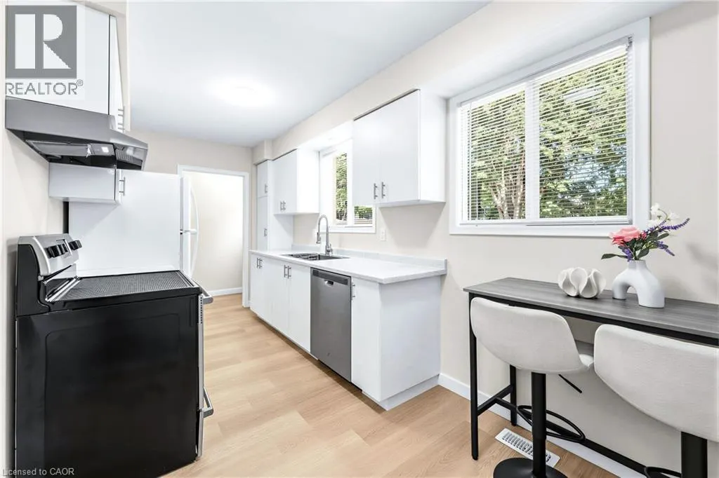 506 LONELM Court Unit# A #A