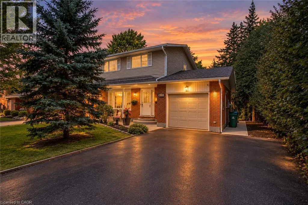 111 MACGREGOR Crescent