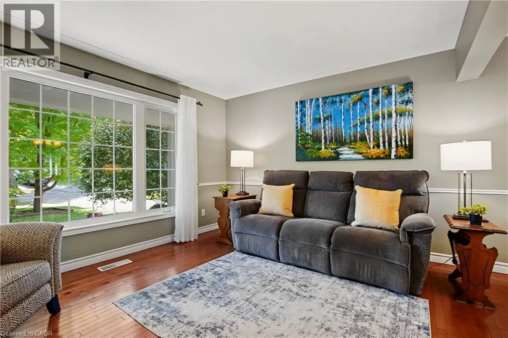 111 MACGREGOR Crescent