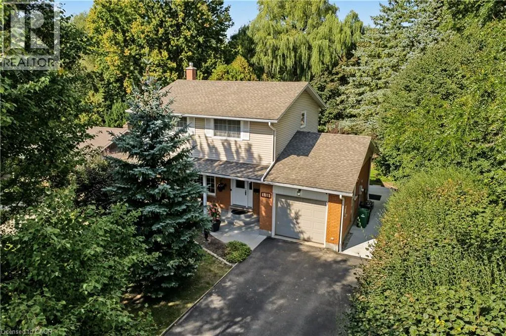 111 MACGREGOR Crescent