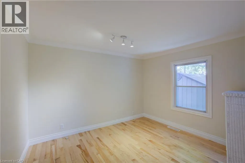 24 VALEWOOD Place