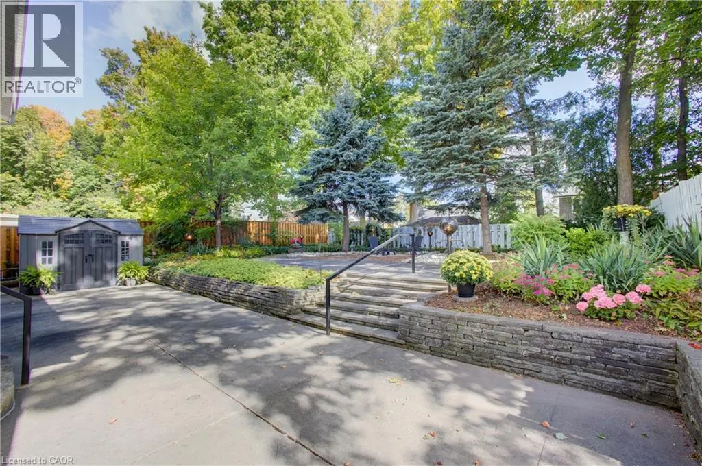 24 VALEWOOD Place