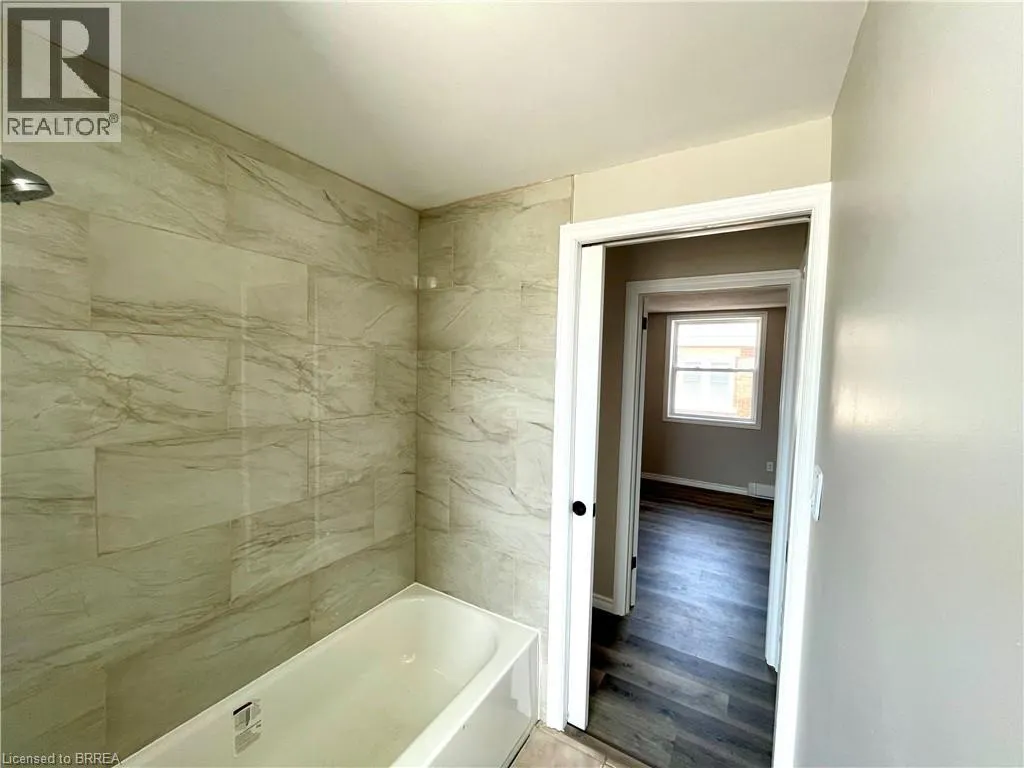57 LEONARD Street Unit# 3 #3