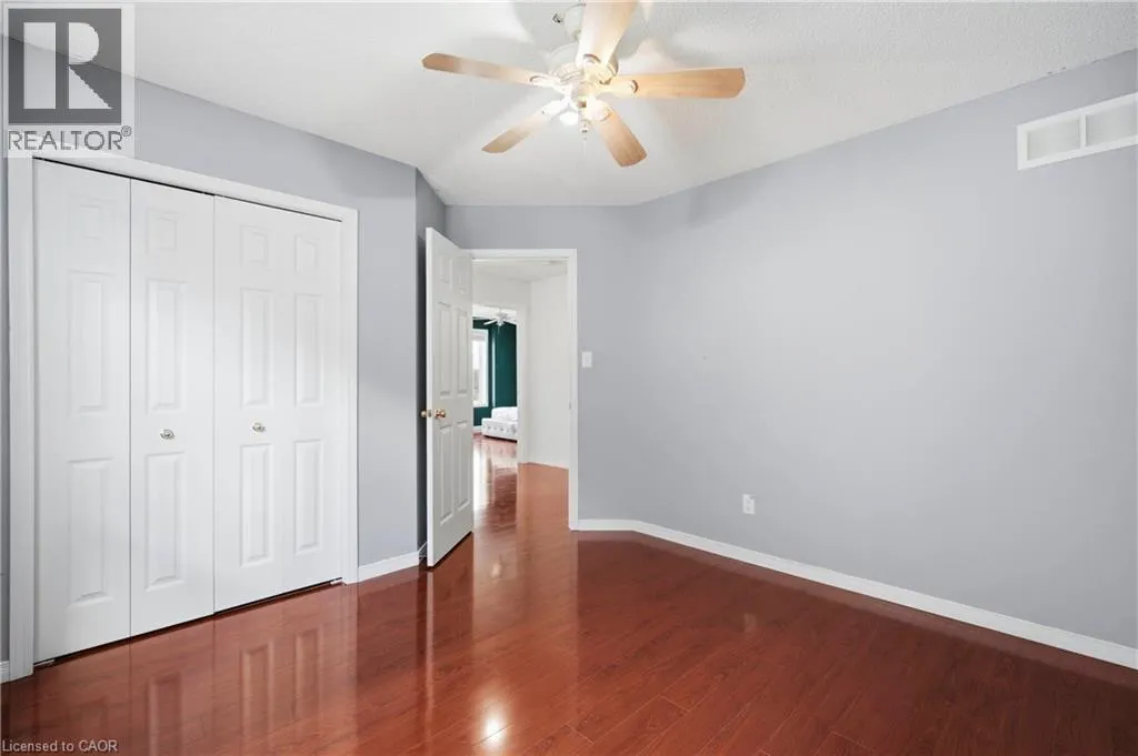 324 BEAUMONT Crescent