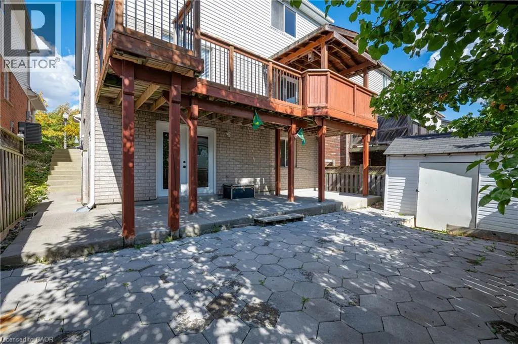 324 BEAUMONT Crescent