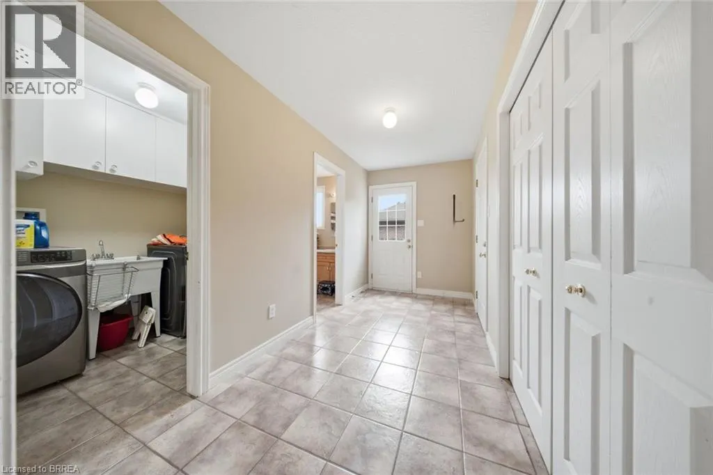 61 SUNNYSIDE Drive