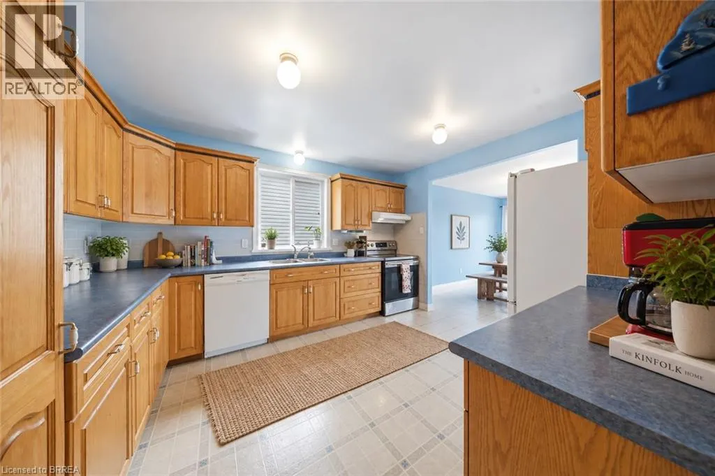 61 SUNNYSIDE Drive