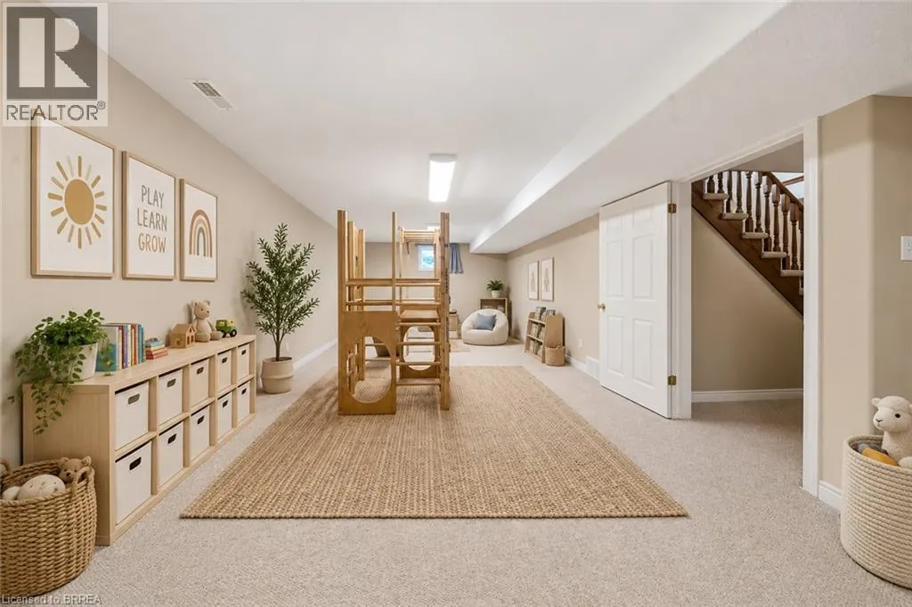 61 SUNNYSIDE Drive
