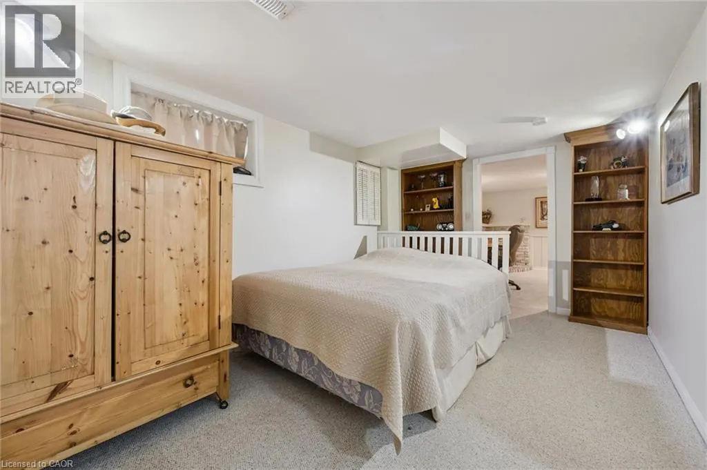 172 LAURENTIAN Drive