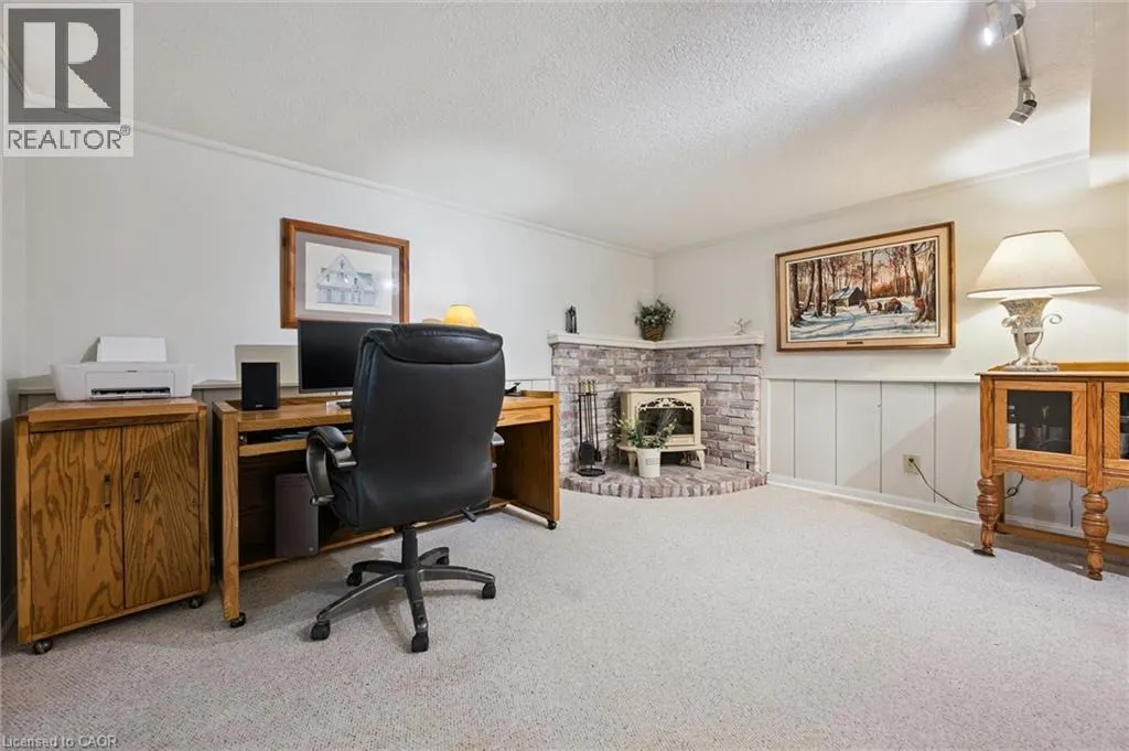 172 LAURENTIAN Drive