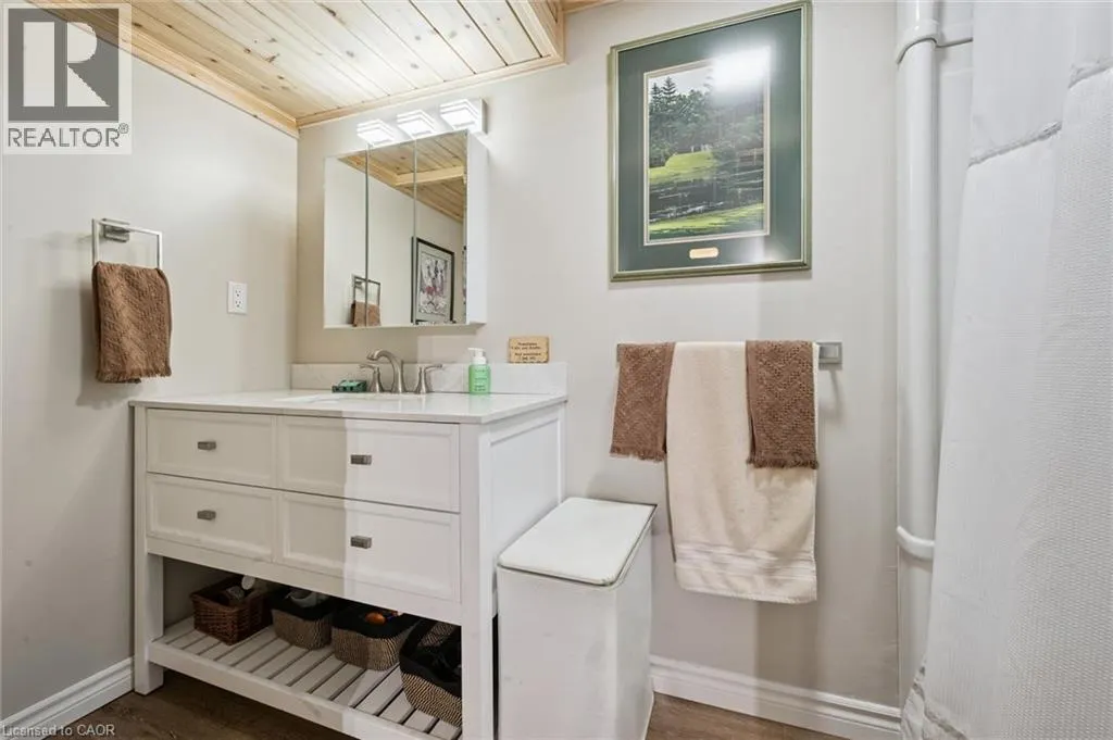 172 LAURENTIAN Drive