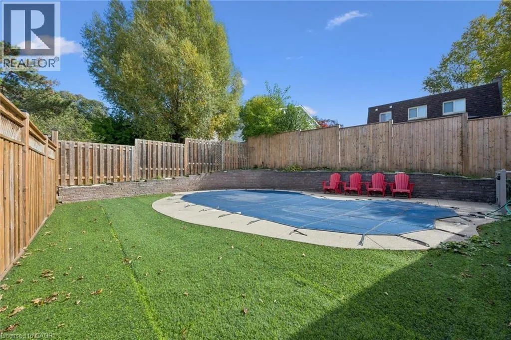 172 LAURENTIAN Drive