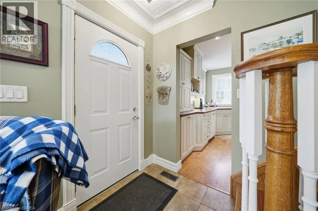 243 SYDENHAM Street