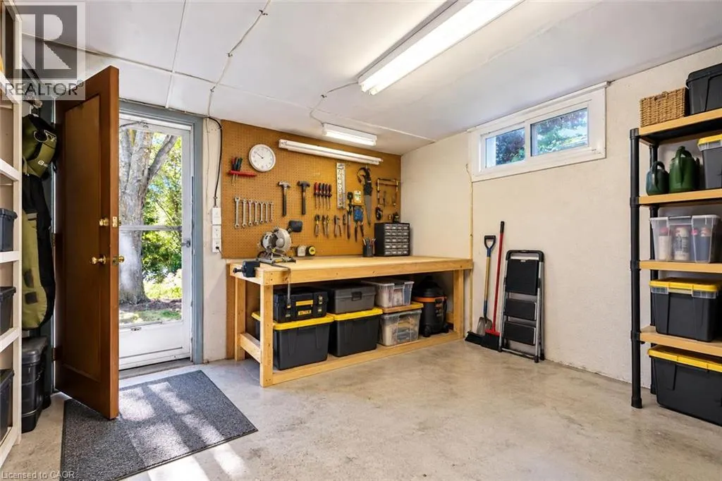 38 CALLANDER Drive