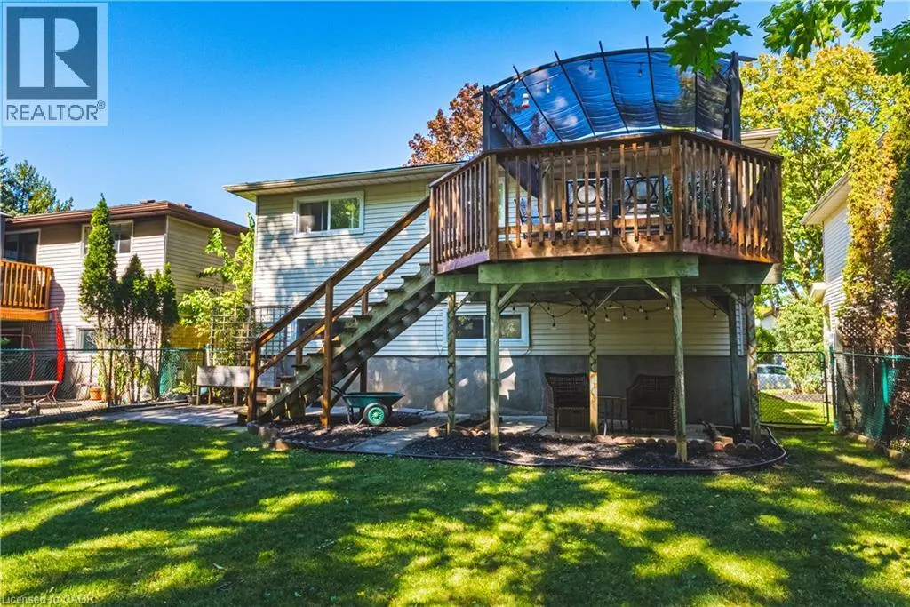 414 WOODS Lane