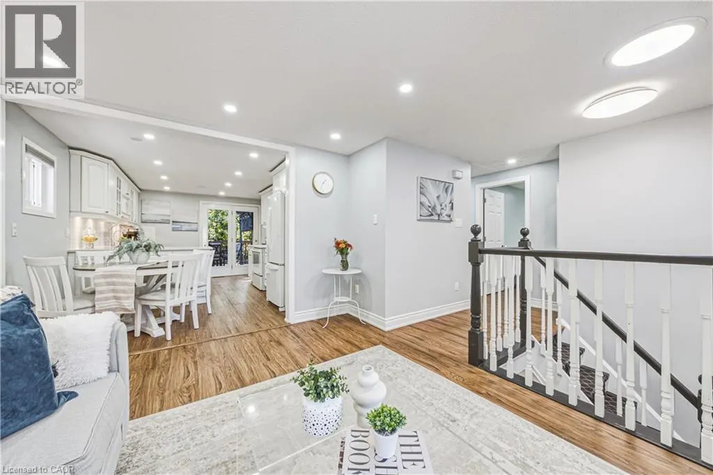 414 WOODS Lane