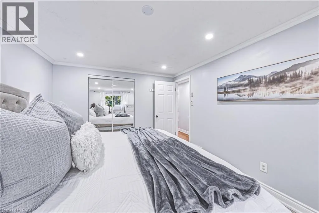 414 WOODS Lane