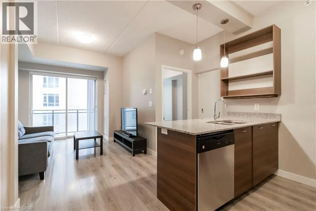 318 SPRUCE Street Unit# 1004 #1004
