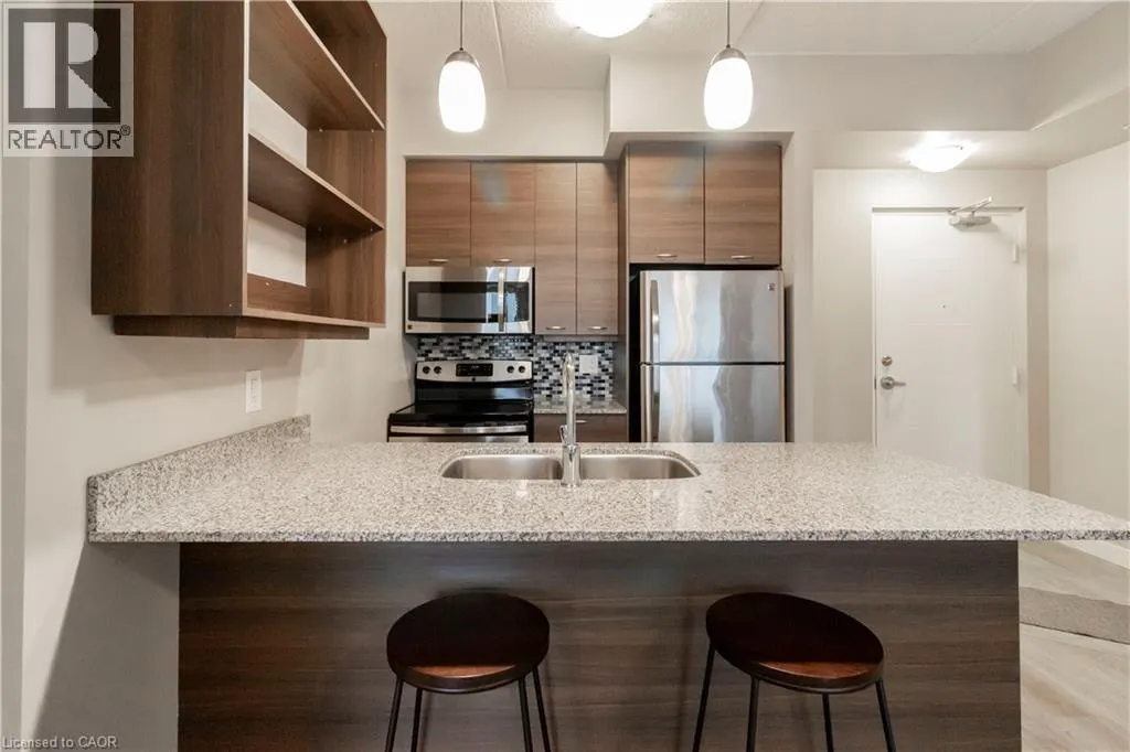 318 SPRUCE Street Unit# 1004 #1004
