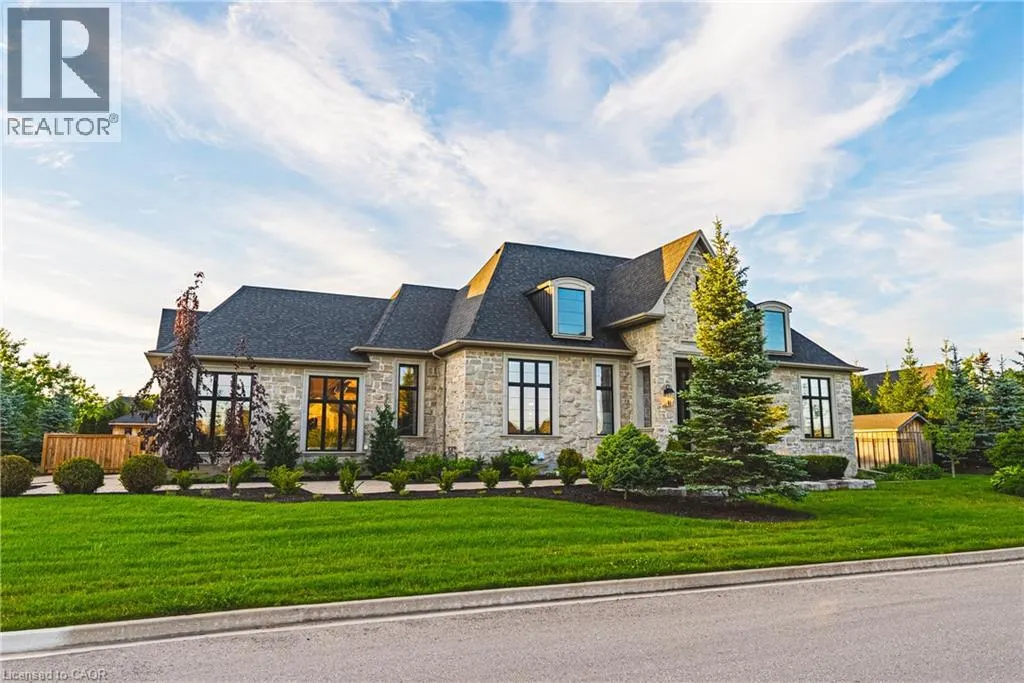 38 VISSER Drive