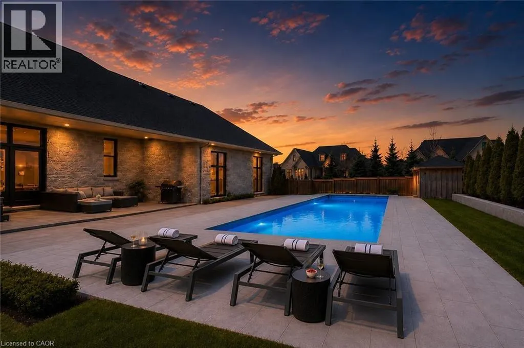 38 VISSER Drive