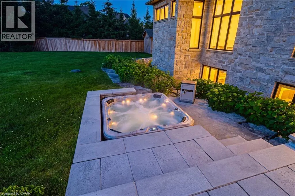 38 VISSER Drive