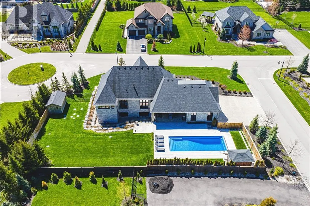 38 VISSER Drive