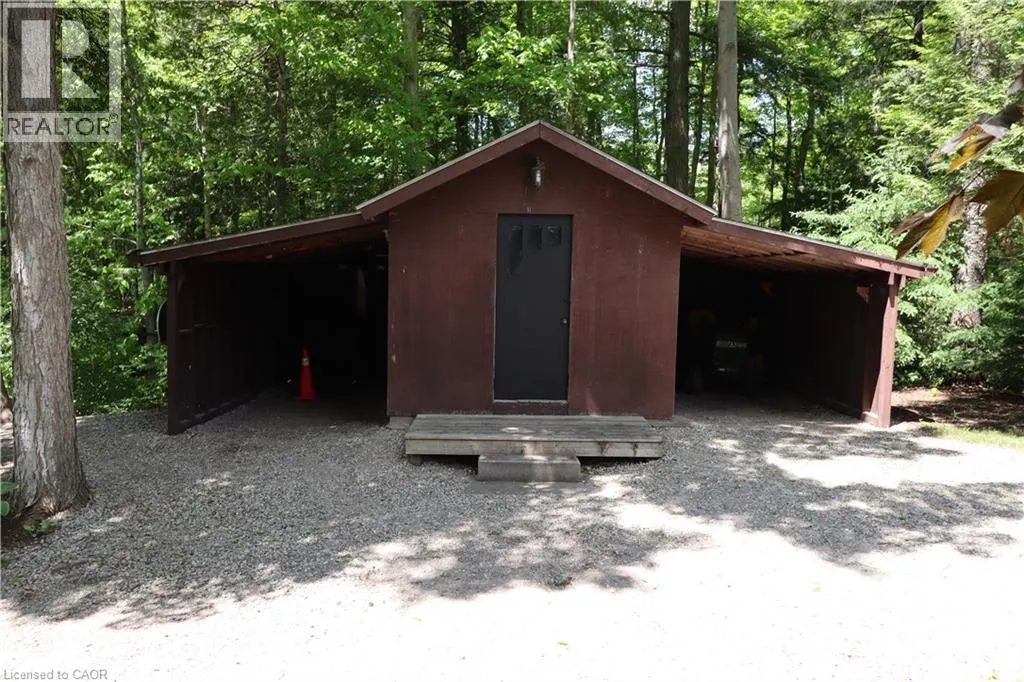 1814 NAFZIGER Road