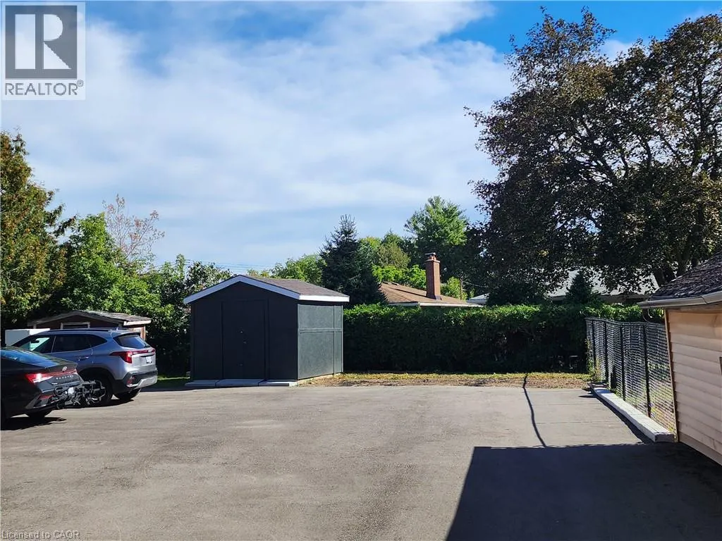 215 BELLEVIEW Avenue