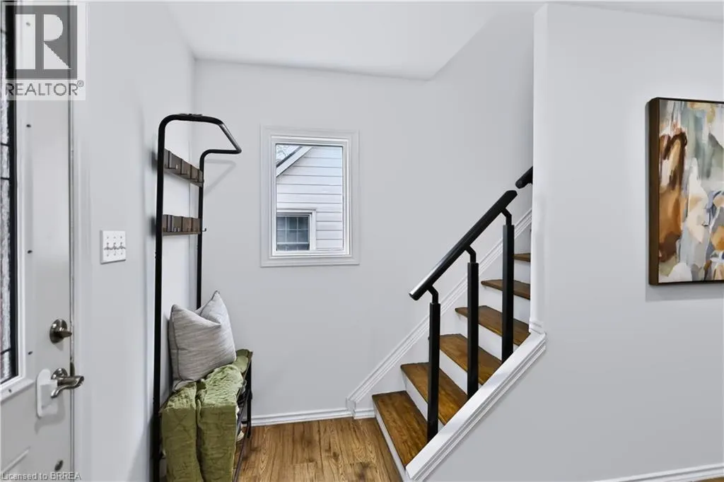 11 SUSSEX Avenue