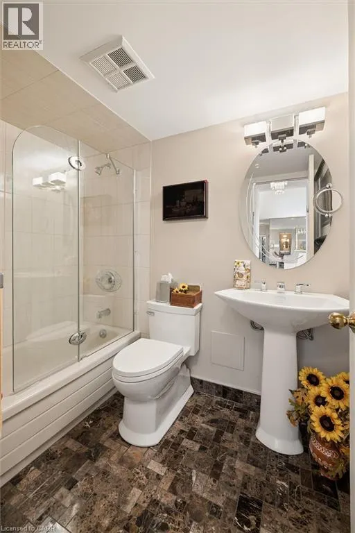 265 WESTCOURT Place Unit# PH9 #PH9