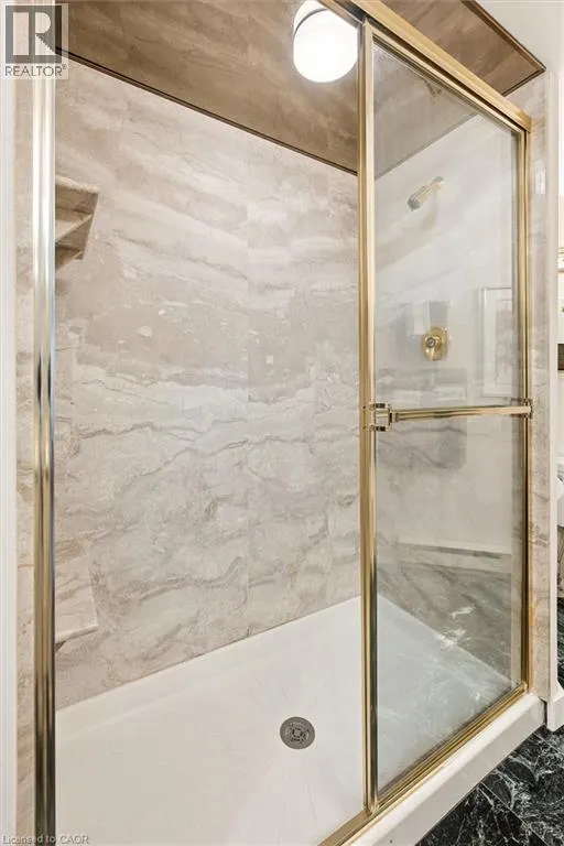 265 WESTCOURT Place Unit# PH9 #PH9