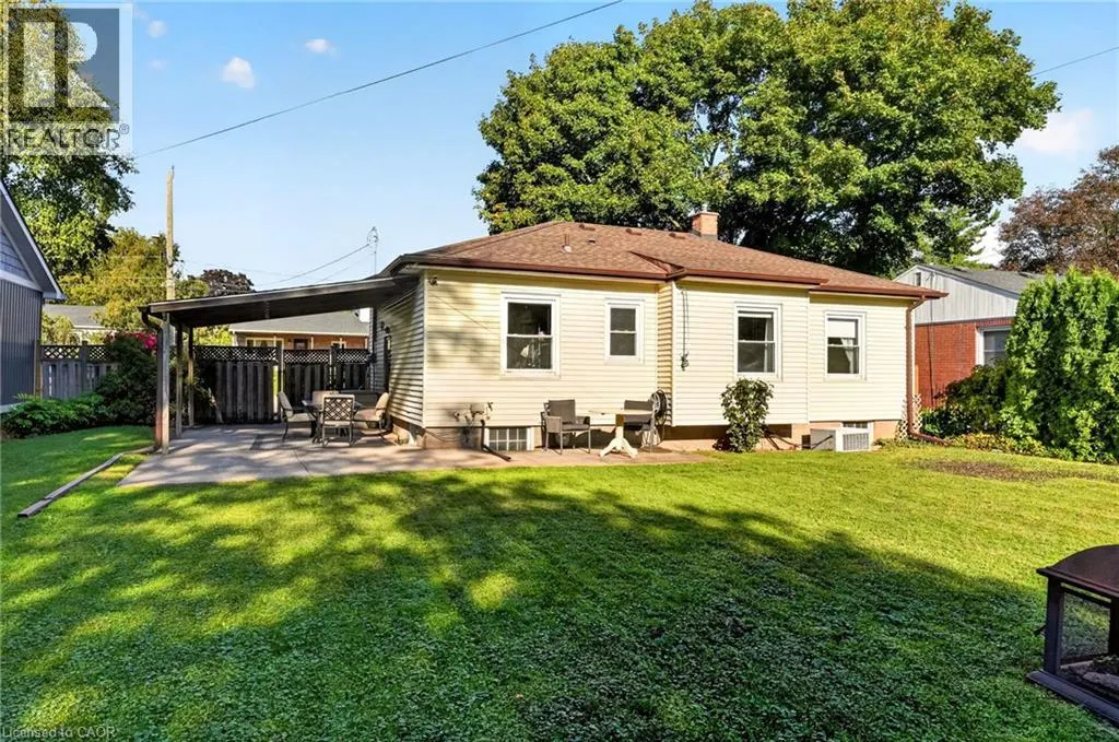 416 BARTLETT Avenue