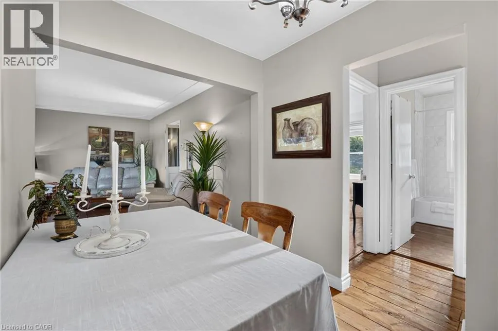 416 BARTLETT Avenue