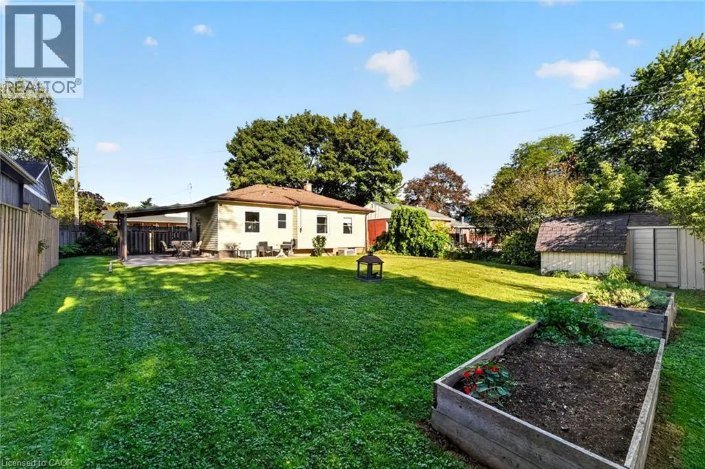 416 BARTLETT Avenue