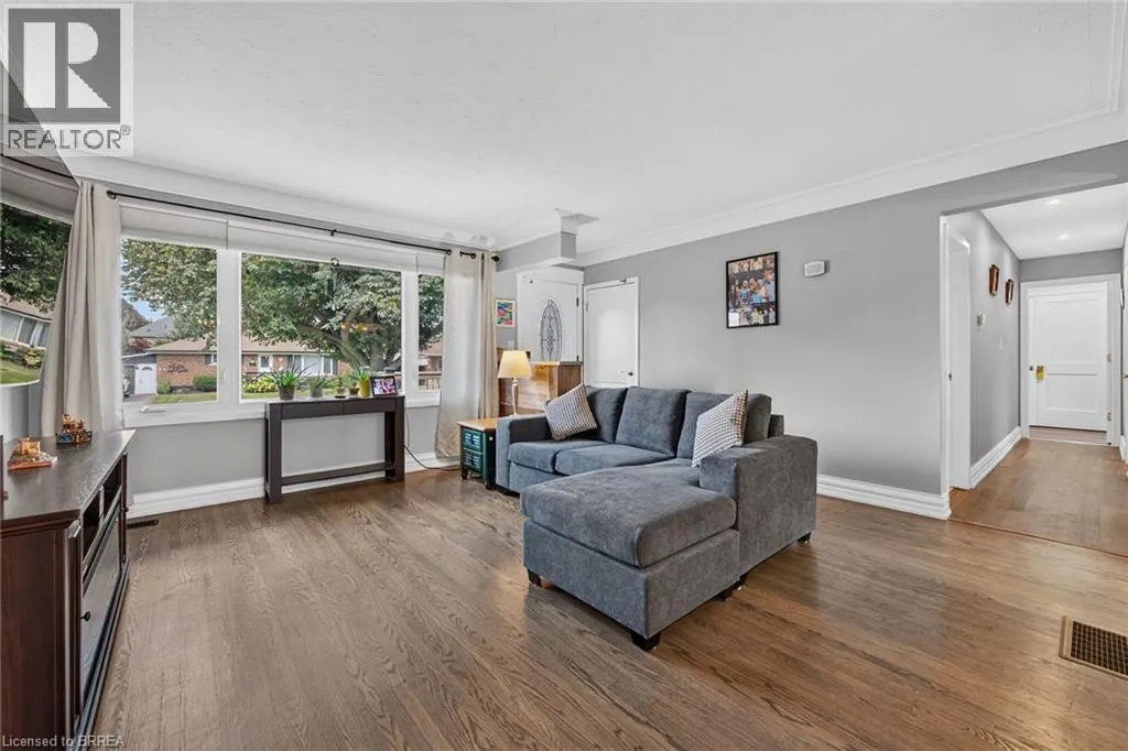 41 KENSINGTON Avenue