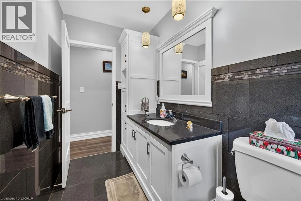 41 KENSINGTON Avenue