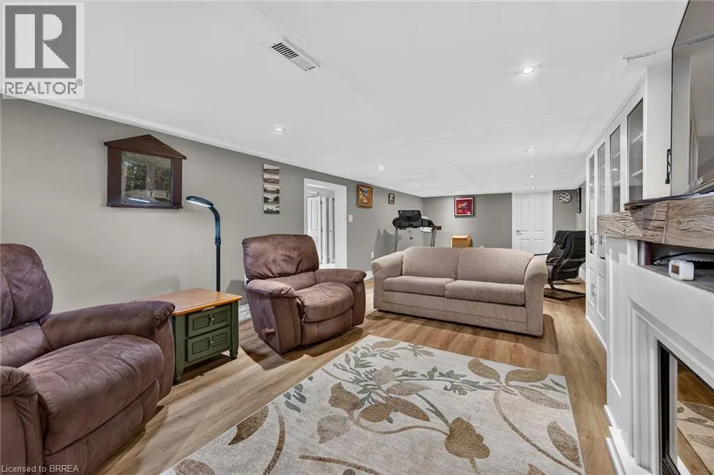41 KENSINGTON Avenue