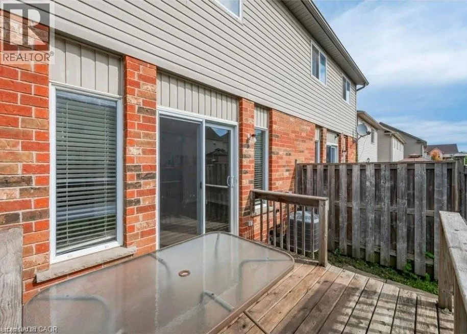 286 SOPHIA Crescent