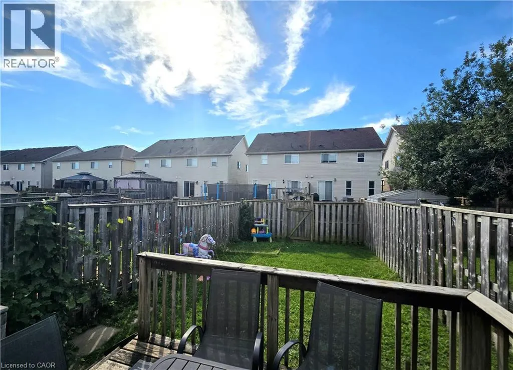 286 SOPHIA Crescent
