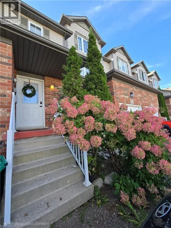 286 SOPHIA Crescent