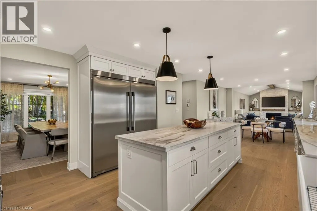 204 FALLINGBROOK Drive
