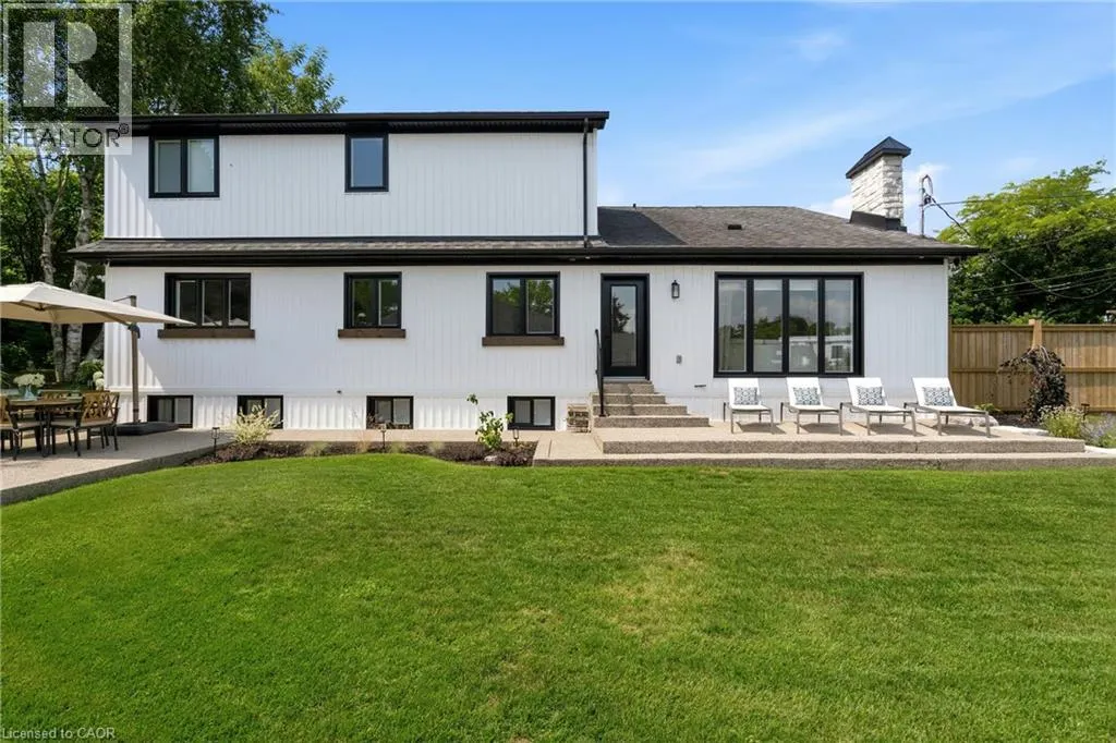 204 FALLINGBROOK Drive