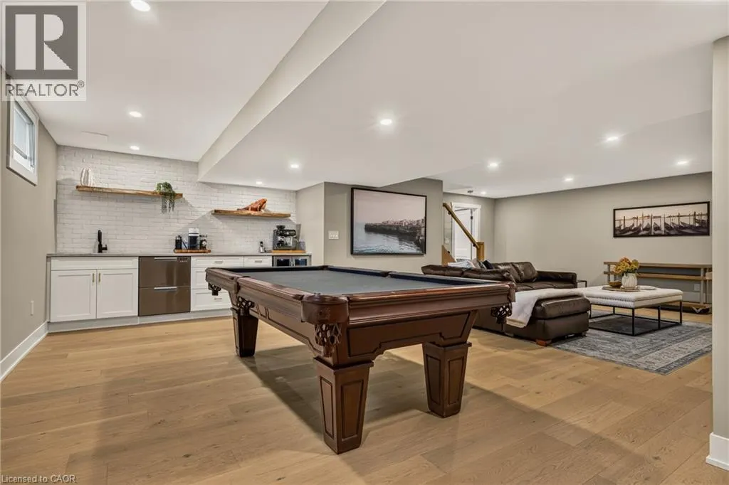 204 FALLINGBROOK Drive