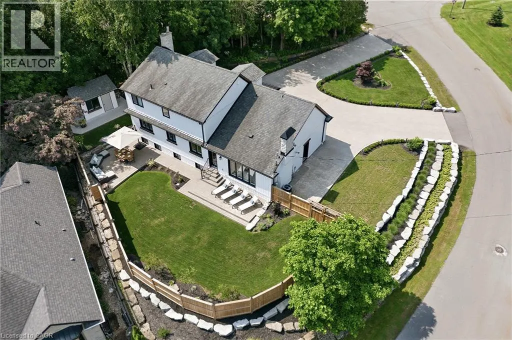204 FALLINGBROOK Drive