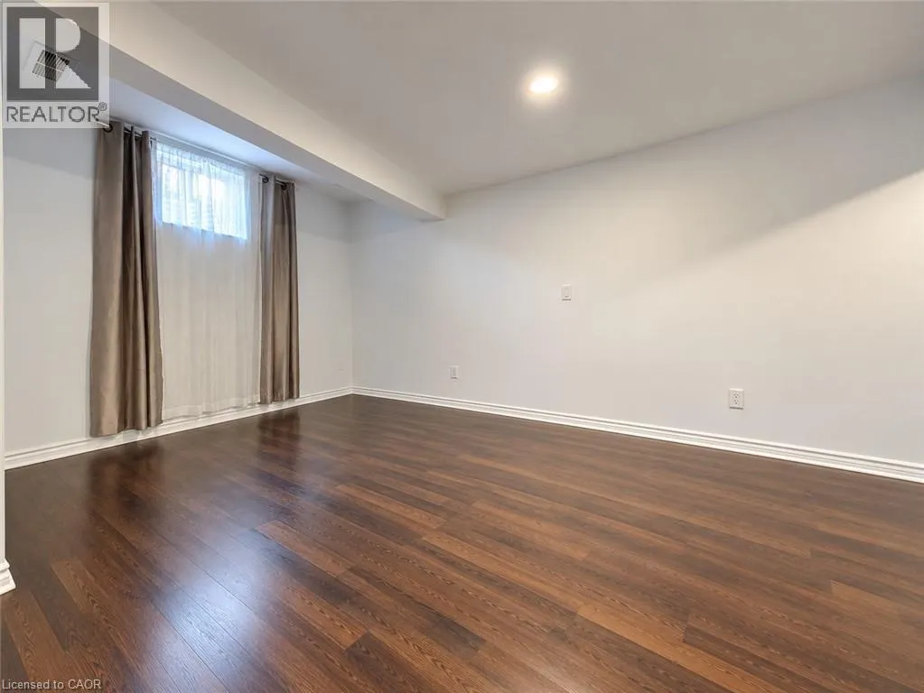 26 WILKIE Crescent