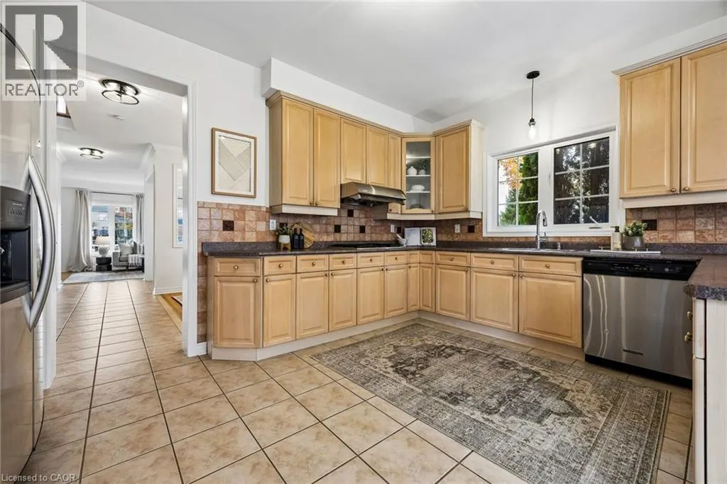 1 WILLOW HEIGHTS Boulevard