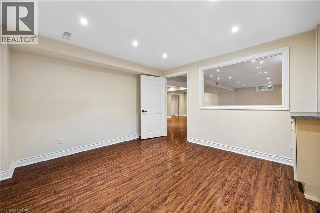 1 WILLOW HEIGHTS Boulevard